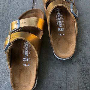 Birkenstocks for J.Crew Arizona style, gold!